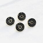 أزرار الثوب رجاليه طق طق طقم 8 حبه - 2217